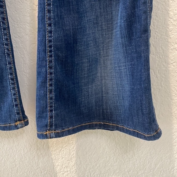 HUDSON Button Flap Flare Leg Jean - Picture 7 of 10